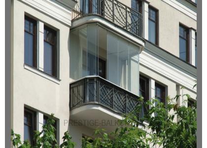 Финское безрамное остекление балкона в Дзержинском