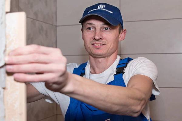 Остекление балконов в Дзержинском