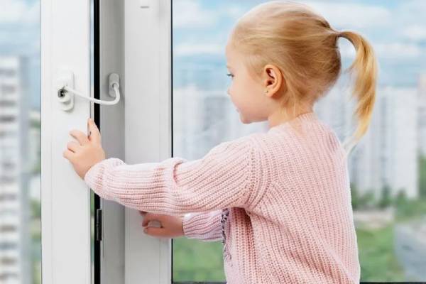 Остекление балконов в Дзержинском